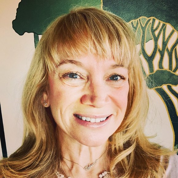 Meet your Posher, Rebecca - Picture 1 of 1